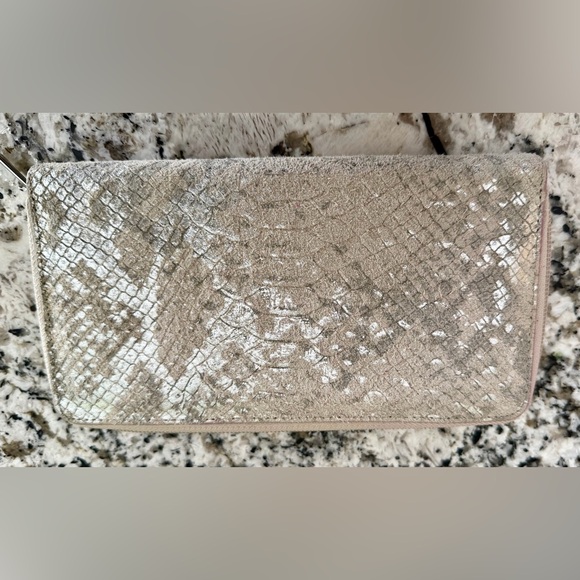 Silpada Handbags - Silpada Brushed Leather Metallic Snakeskin Print Margeaux Wallet_NEW